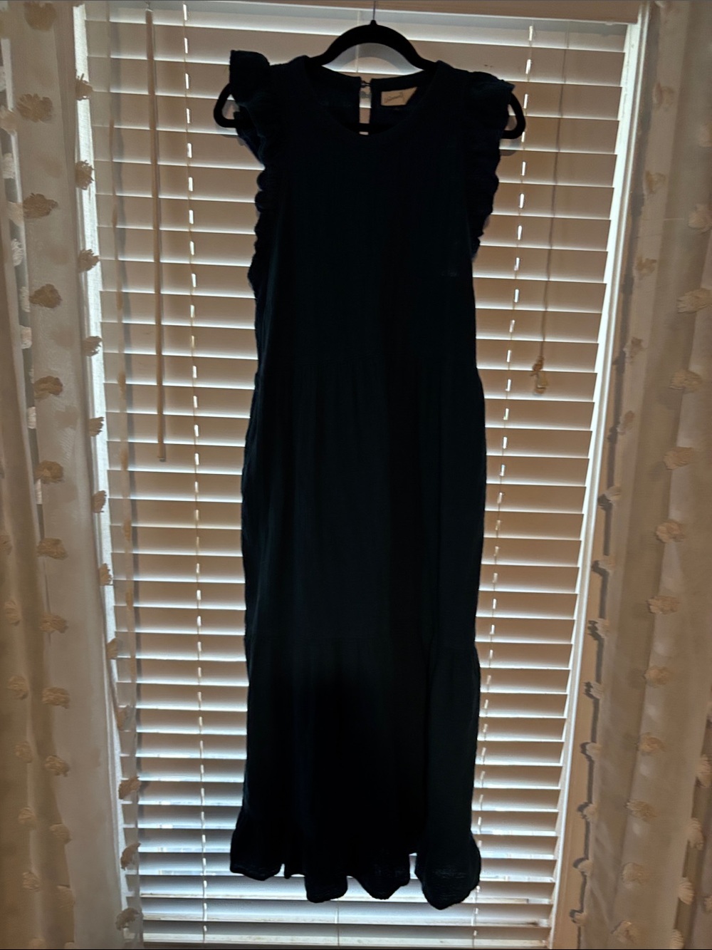 Women’s Green Ruffle-Sleeve Maxi Dress